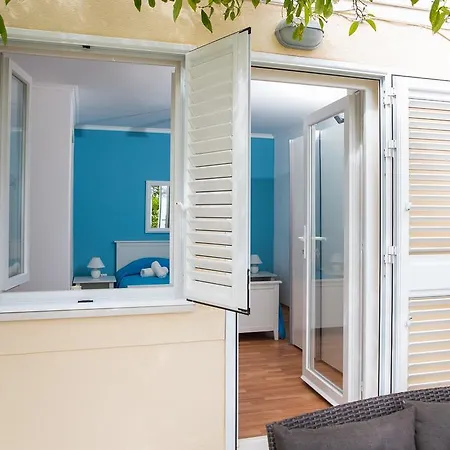 Blue Lagune Affittacamere 3*